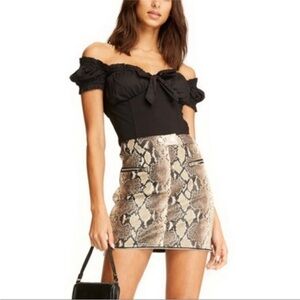 I.Am.Gia faux leather snakeskin skirt with zippers. EUC